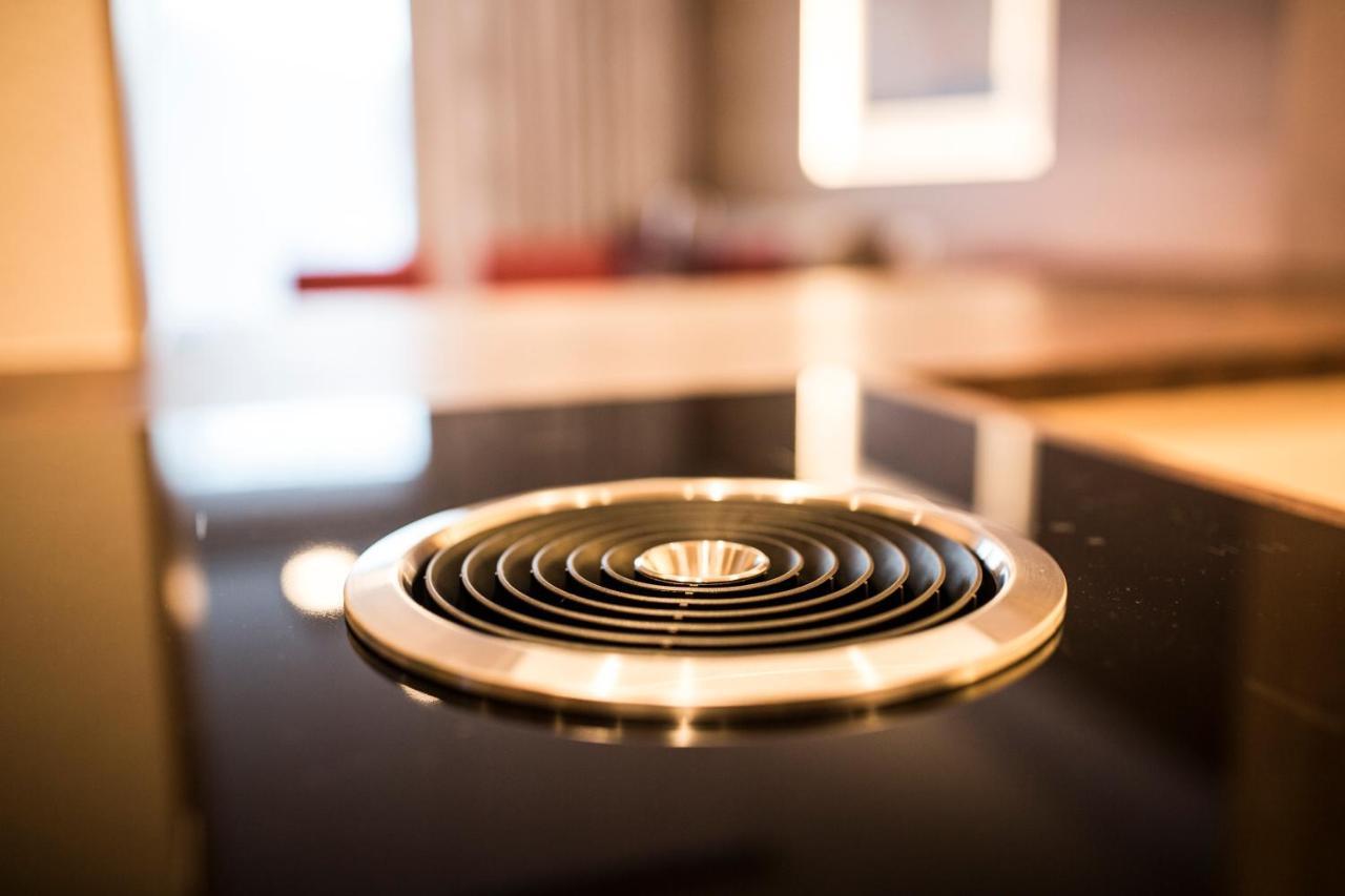 Slow Living Suite - Ferienwohnung Mit Privater Sauna & Garten Fiss Esterno foto