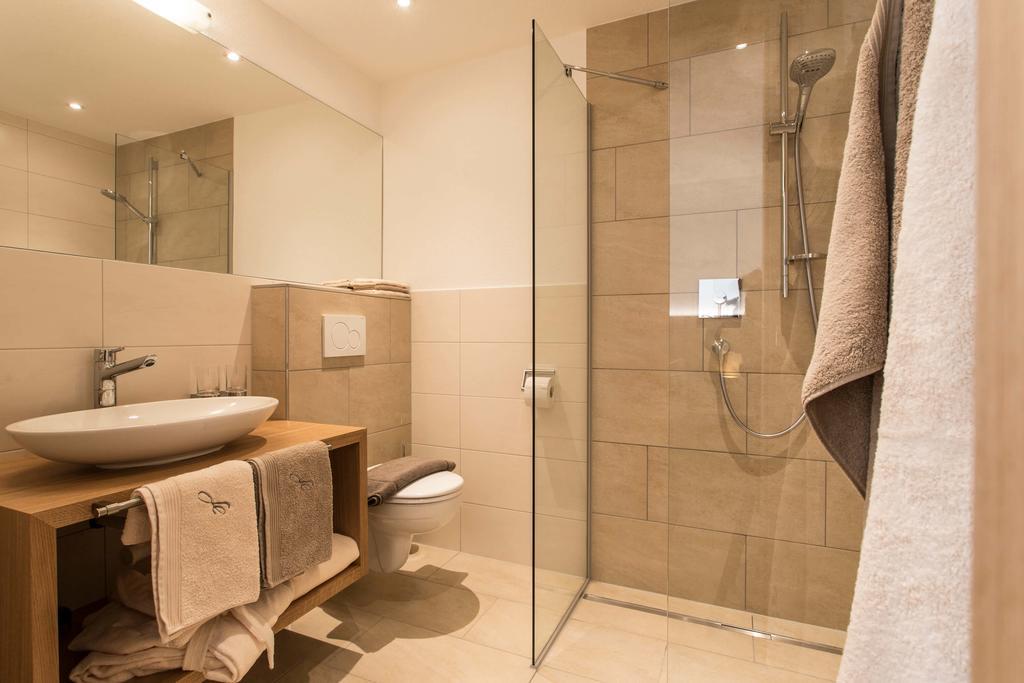 Slow Living Suite - Ferienwohnung Mit Privater Sauna & Garten Fiss Esterno foto