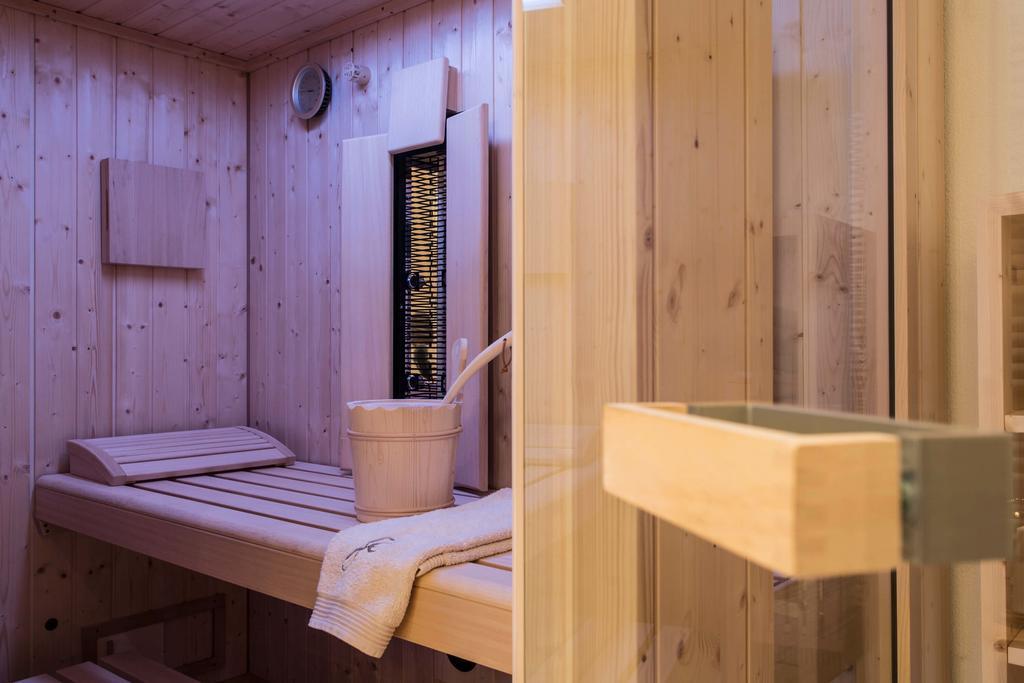 Slow Living Suite - Ferienwohnung Mit Privater Sauna & Garten Fiss Esterno foto