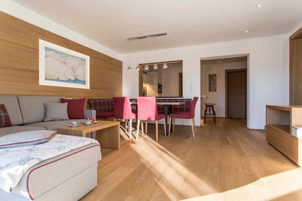 Slow Living Suite - Ferienwohnung Mit Privater Sauna & Garten Fiss Esterno foto