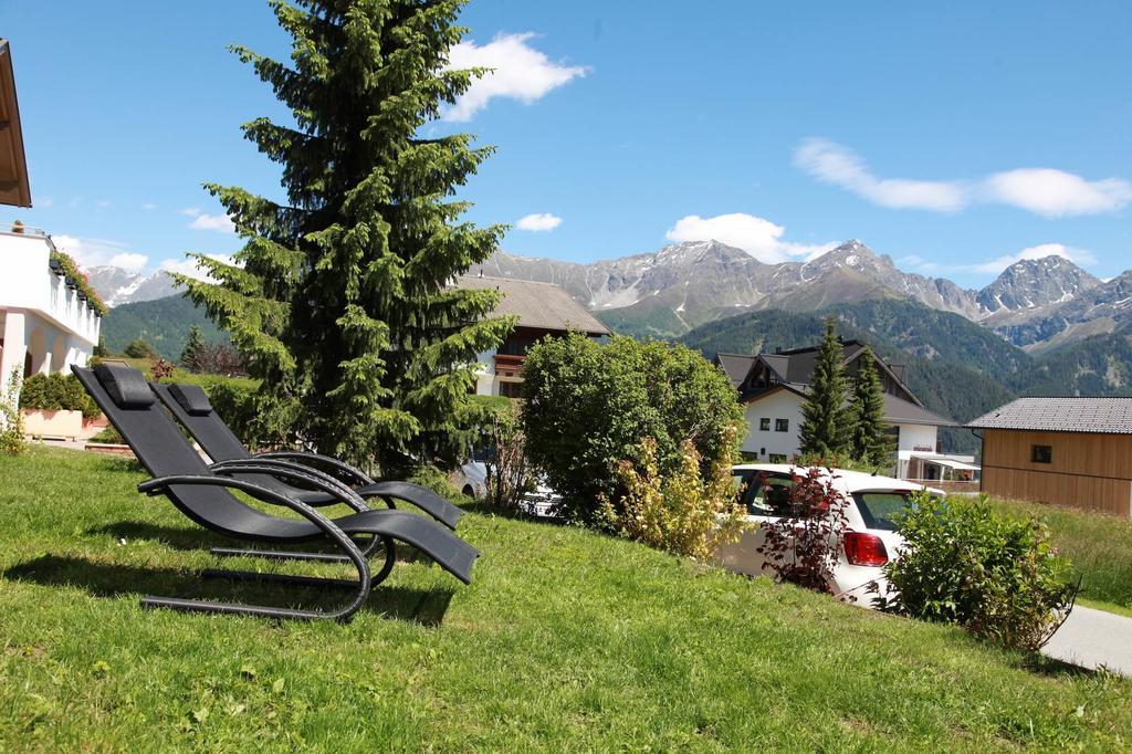 Slow Living Suite - Ferienwohnung Mit Privater Sauna & Garten Fiss Esterno foto